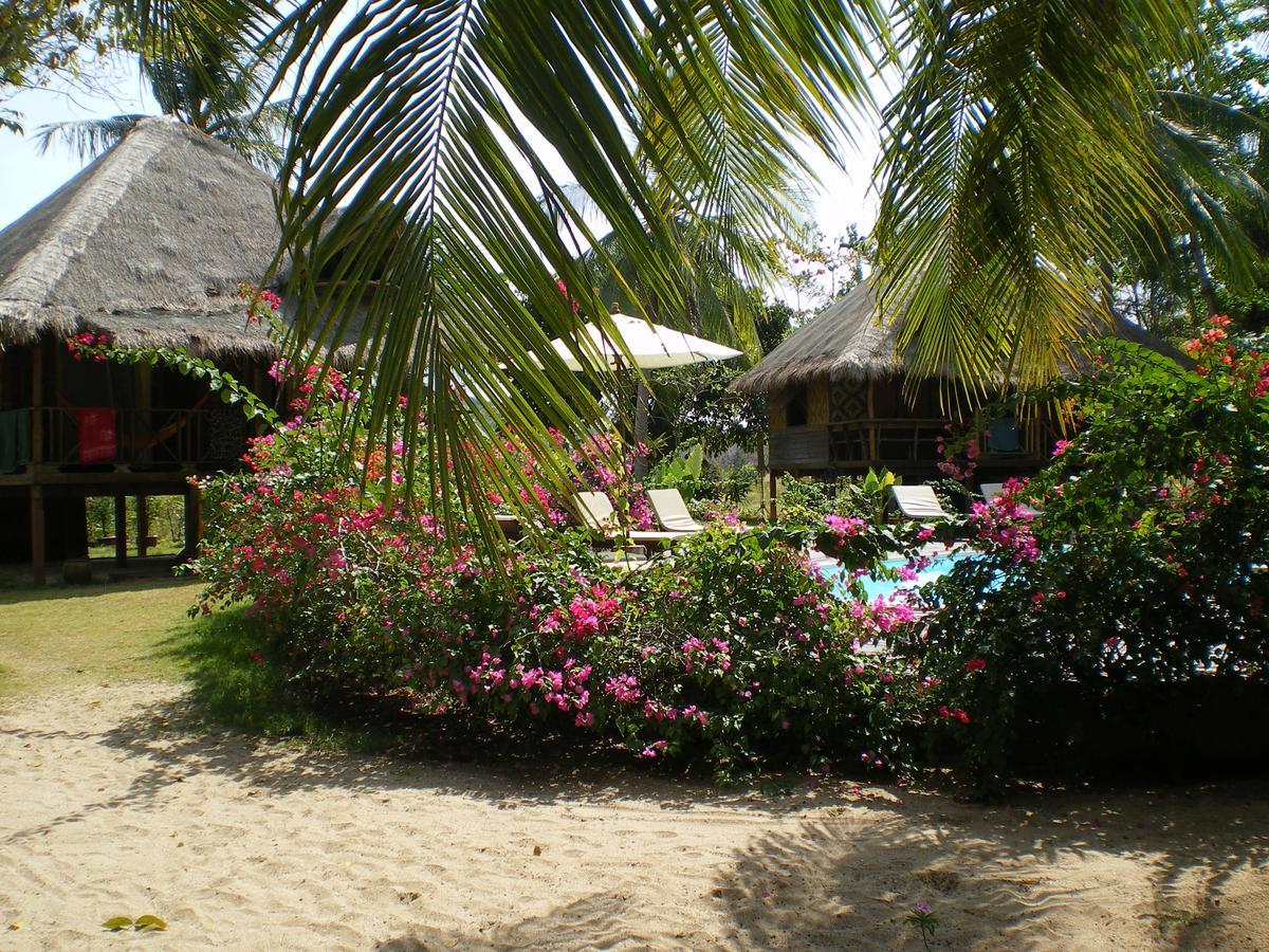 เกาะจัม ลอดจ์ Villa เกาะจำ ภายนอก รูปภาพ
